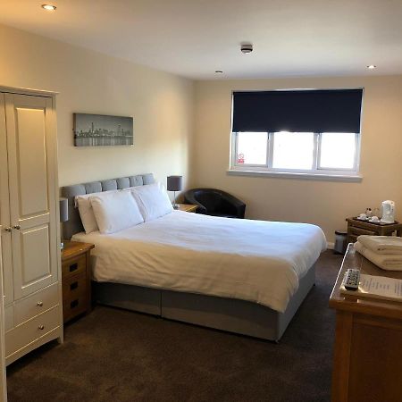 Oyo Douglas Hotel Kilmarnock Zewnętrze zdjęcie