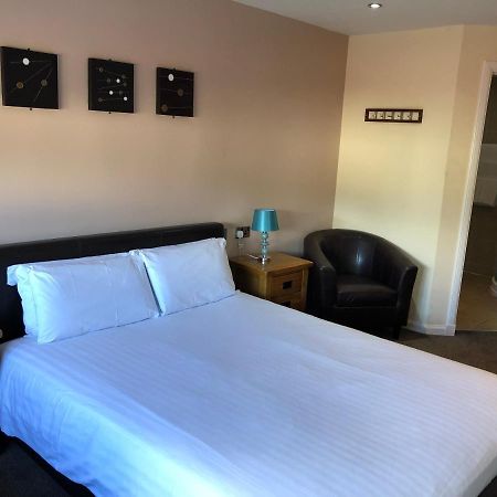 Oyo Douglas Hotel Kilmarnock Zewnętrze zdjęcie
