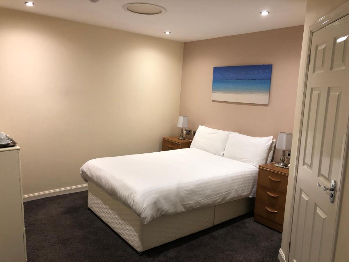 Oyo Douglas Hotel Kilmarnock Zewnętrze zdjęcie