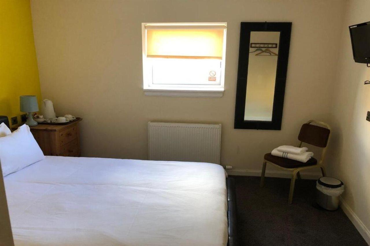 Oyo Douglas Hotel Kilmarnock Zewnętrze zdjęcie